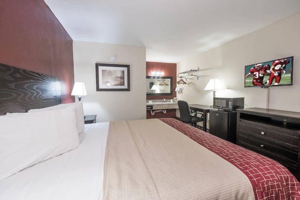 Red Roof Inn Mobile - Midtown المظهر الخارجي الصورة